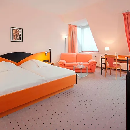 Hotel Tryp By Wyndham Centre 3*