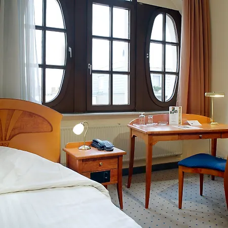 Tryp By Wyndham Centre Hotel 3*
